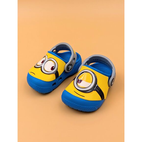Crocs Toddler Despicable Me Minions Yellow Size C4 Classic Clogs - Picture 2 of 11